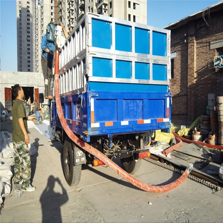 東北收糧小鋼炮，車載吸糧機